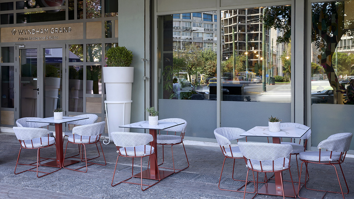 Zeus Essence Wyndham Athens Residence 